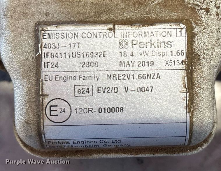 image for item DX8044 2019 ASV RT-25 tracked skid steer loader