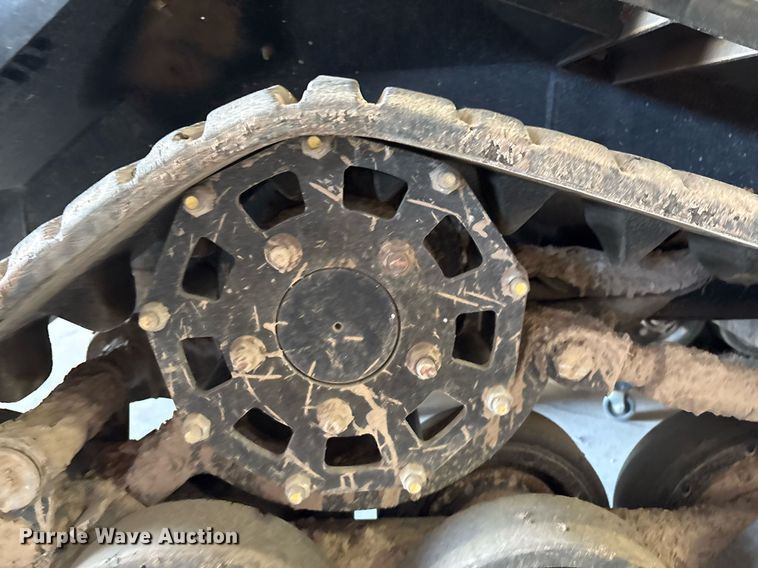 image for item DX8044 2019 ASV RT-25 tracked skid steer loader