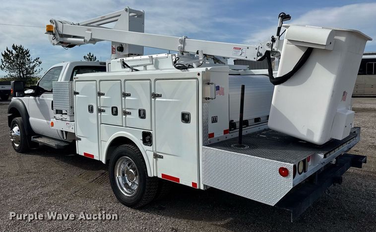 image for item DY0044 2012 Ford F550 Super Duty bucket truck