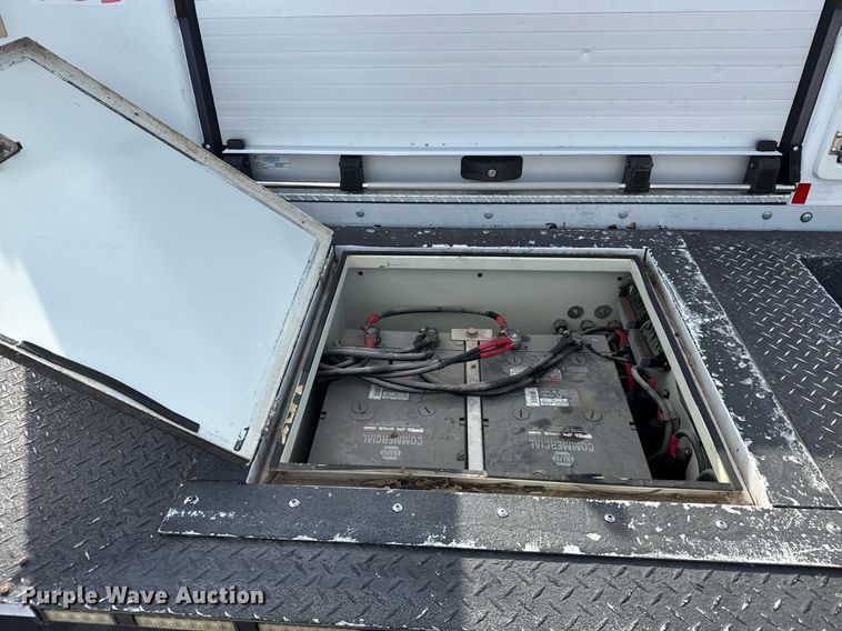 image for item DY0044 2012 Ford F550 Super Duty bucket truck