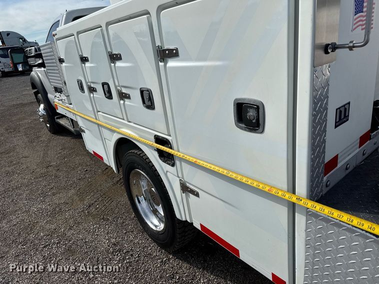 image for item DY0044 2012 Ford F550 Super Duty bucket truck