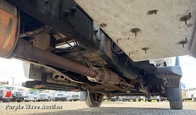 image for item DY0044 2012 Ford F550 Super Duty bucket truck