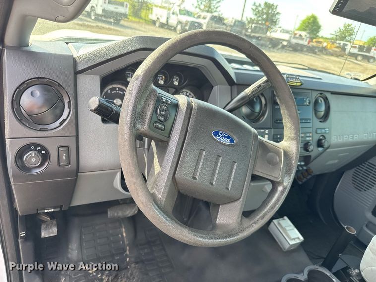 image for item DY0044 2012 Ford F550 Super Duty bucket truck