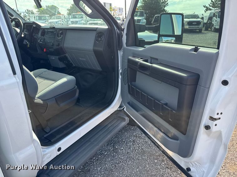 image for item DY0044 2012 Ford F550 Super Duty bucket truck