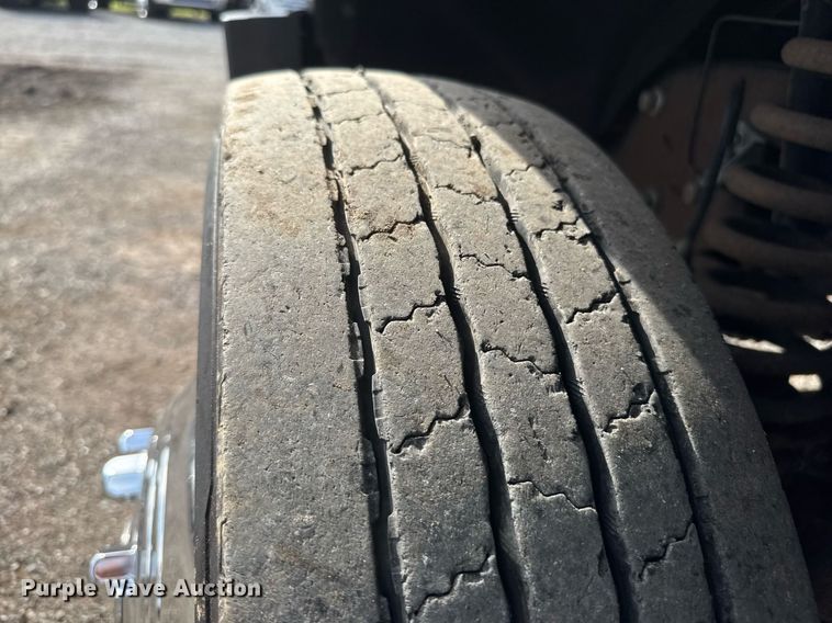 image for item DY0044 2012 Ford F550 Super Duty bucket truck