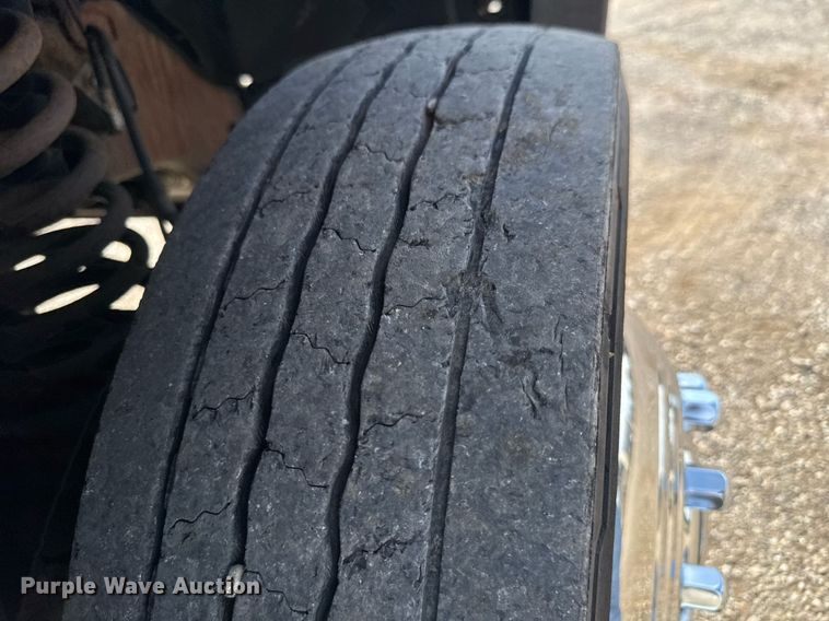 image for item DY0044 2012 Ford F550 Super Duty bucket truck