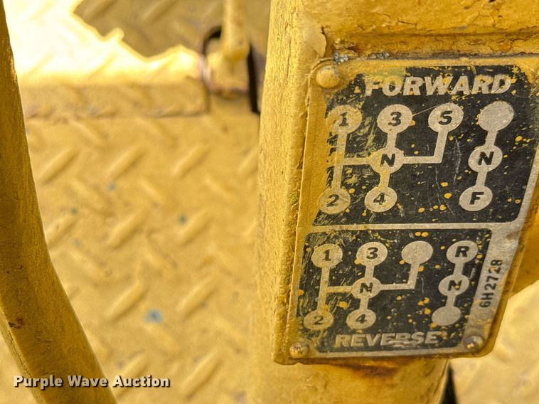 image for item DY0297 Caterpillar D7 dozer