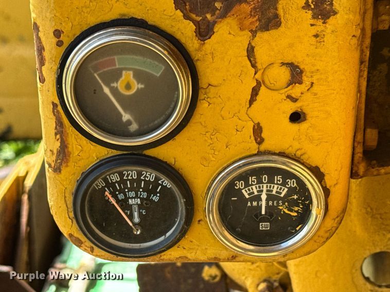 image for item DY0297 Caterpillar D7 dozer