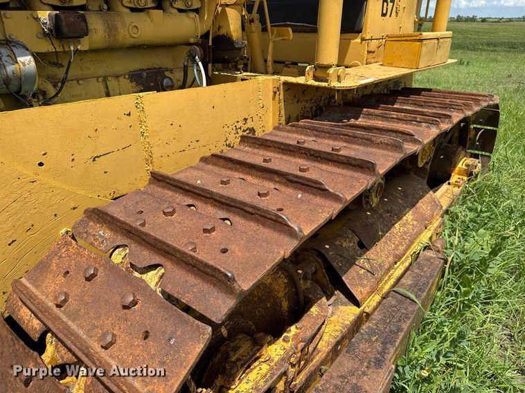 image for item DY0297 Caterpillar D7 dozer