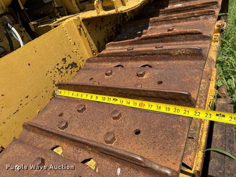 image for item DY0297 Caterpillar D7 dozer