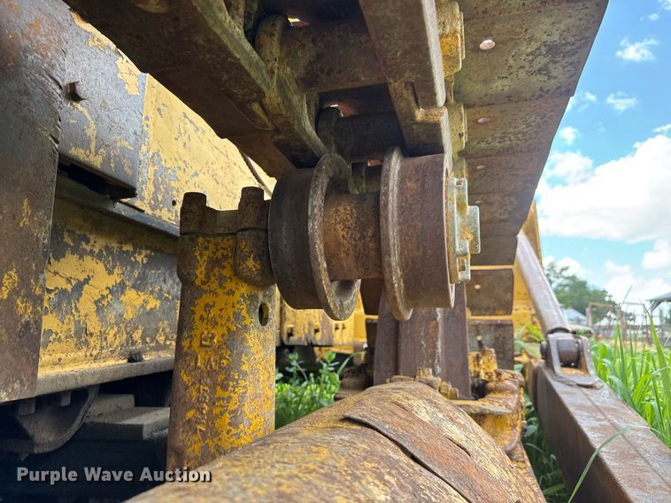 image for item DY0297 Caterpillar D7 dozer