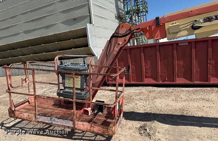 image for item DY0309 JLG 860SJ boom lift