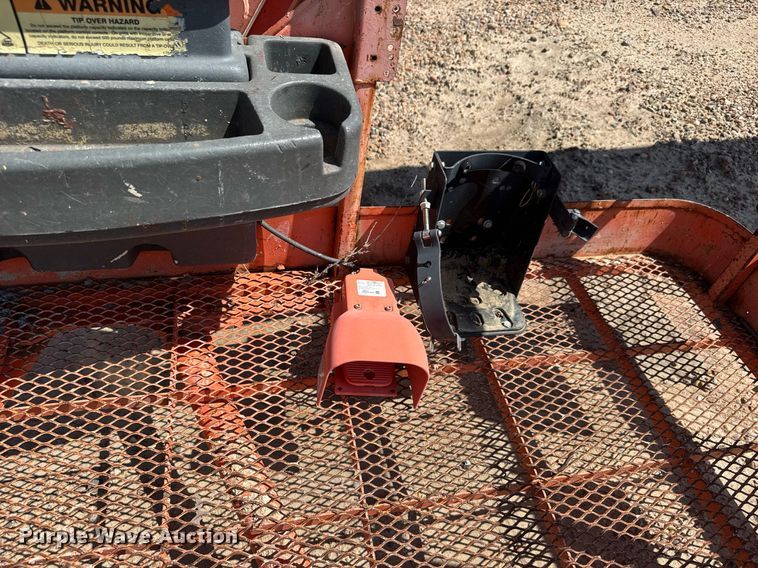 image for item DY0309 JLG 860SJ boom lift