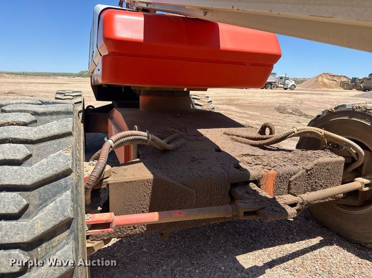 image for item DY0310 2010 Snorkel TB60 boom lift