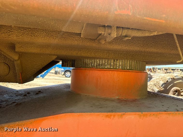 image for item DY0310 2010 Snorkel TB60 boom lift