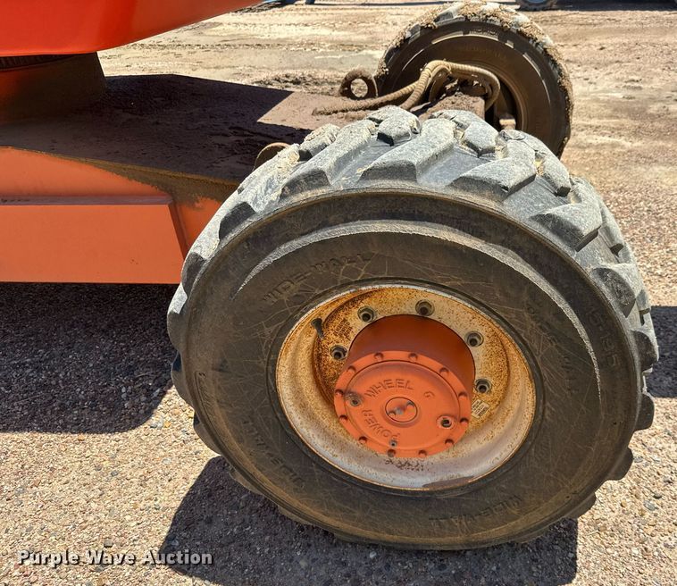 image for item DY0310 2010 Snorkel TB60 boom lift