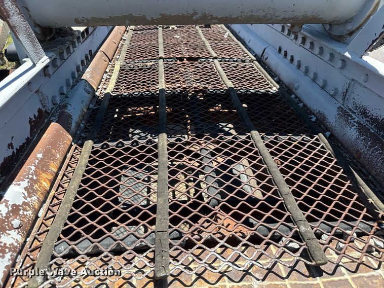 image for item DY0311 2005 Armadillo crusher