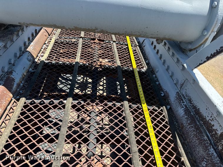 image for item DY0311 2005 Armadillo crusher