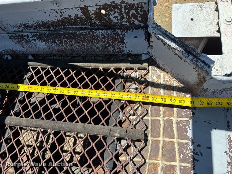 image for item DY0311 2005 Armadillo crusher