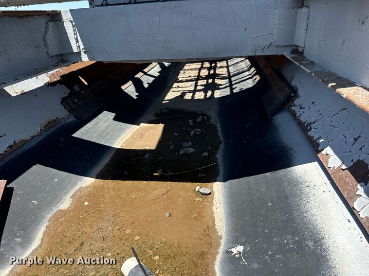 image for item DY0311 2005 Armadillo crusher