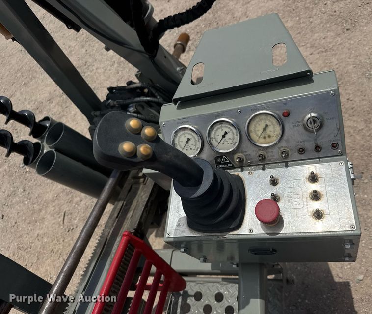 image for item DY0312 2013 TT Technologies Grundodrill 4X DRI-U-10001 directional boring unit