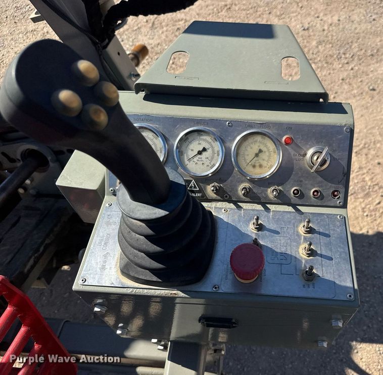 image for item DY0312 2013 TT Technologies Grundodrill 4X DRI-U-10001 directional boring unit