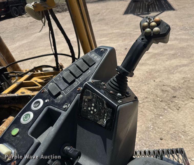 image for item DY0313 2013 Vermeer D24X40II Navigator Series II directional boring unit