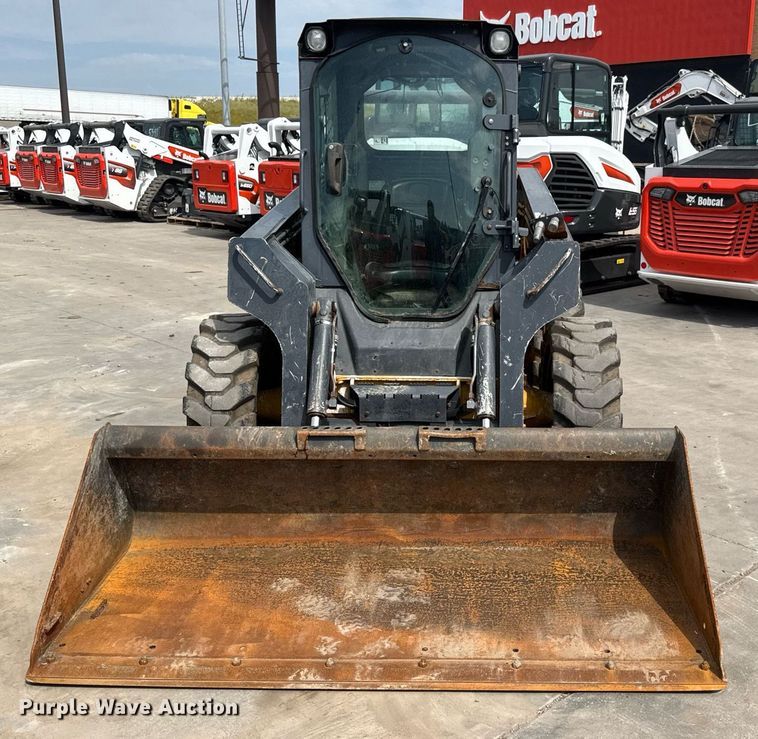 MINI CARGADOR SOBRE RUEDAS 2010 JOHN DEERE 320D