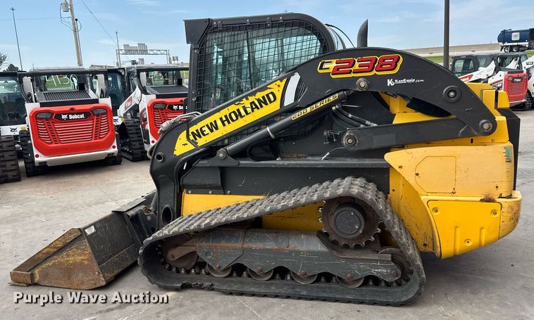image for item DY0335 2016 New Holland C238 tracked skid steer loader