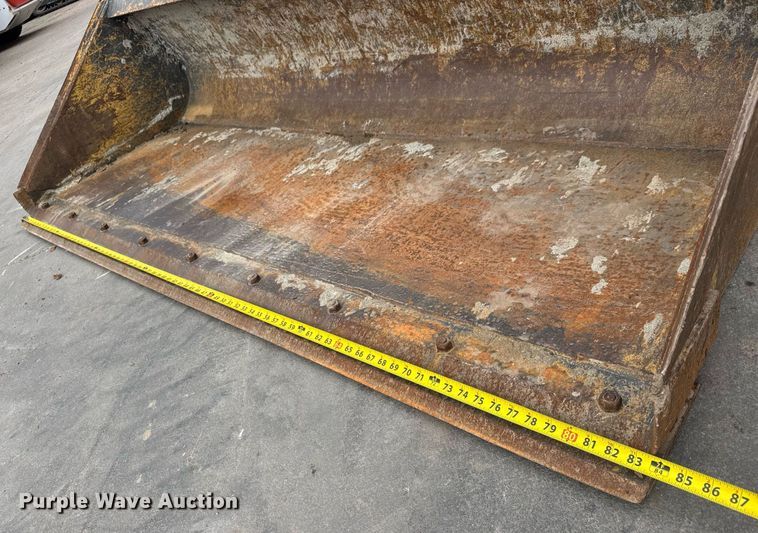 image for item DY0335 2016 New Holland C238 tracked skid steer loader