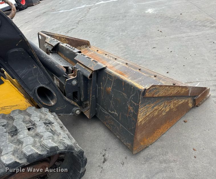 image for item DY0335 2016 New Holland C238 tracked skid steer loader