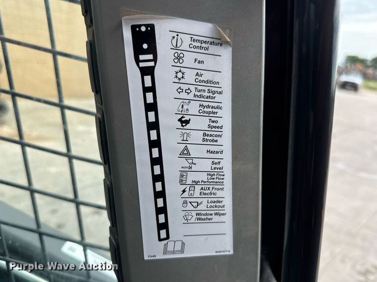 image for item DY0335 2016 New Holland C238 tracked skid steer loader