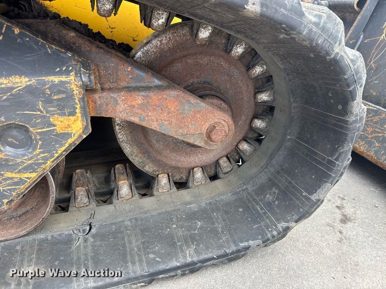 image for item DY0335 2016 New Holland C238 tracked skid steer loader