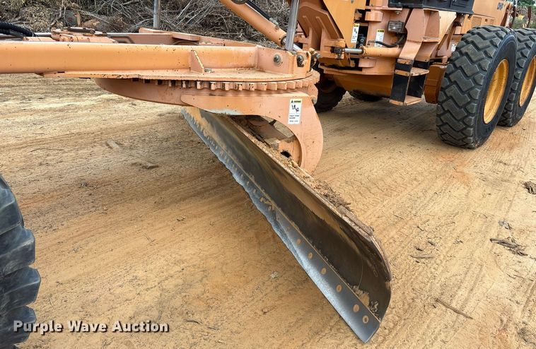 image for item DY0729 2004 Case 865 motor grader