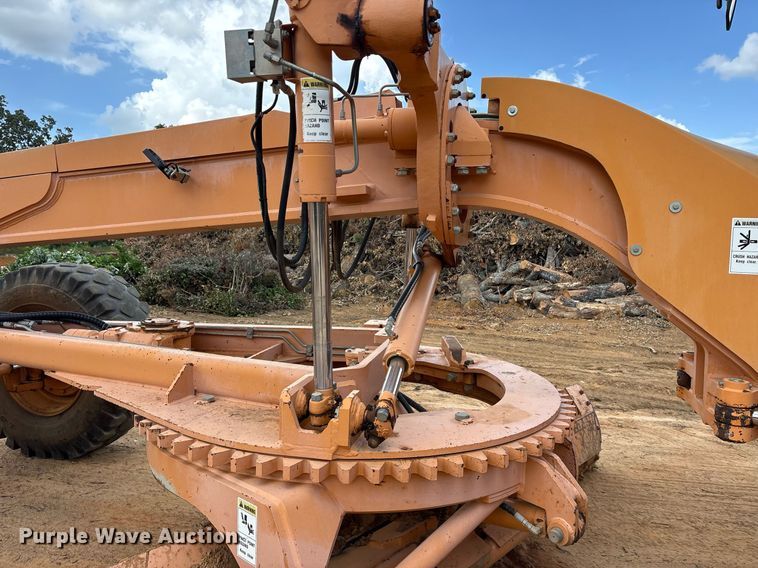 image for item DY0729 2004 Case 865 motor grader