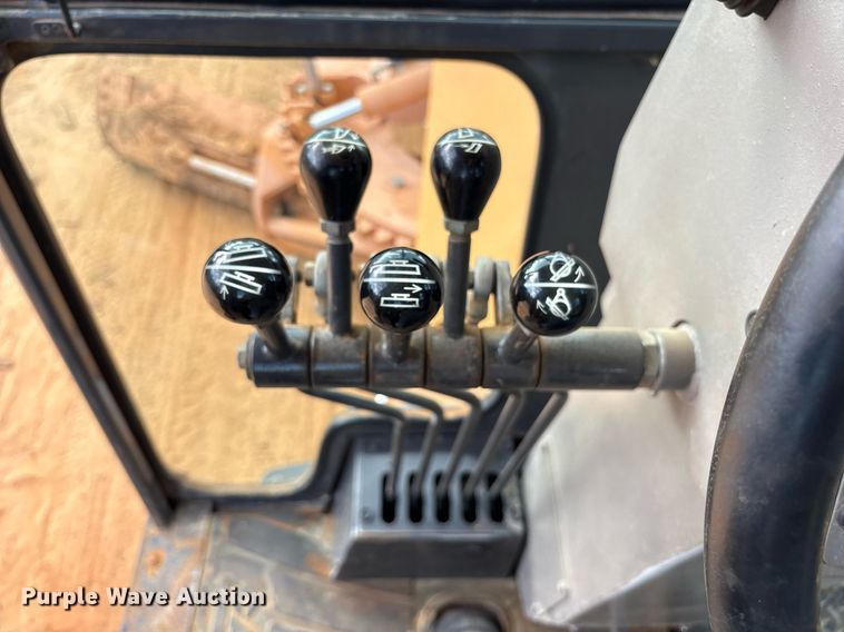 image for item DY0729 2004 Case 865 motor grader