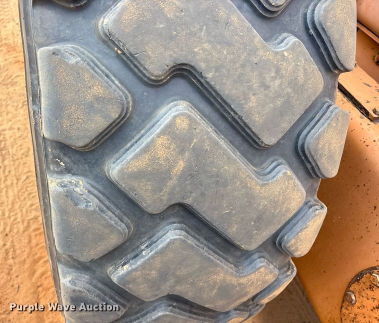 image for item DY0729 2004 Case 865 motor grader