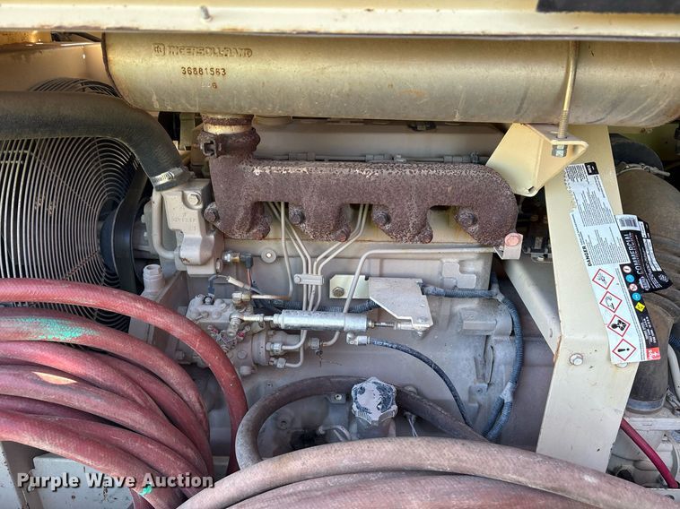 image for item DY0735 1998 Ingersoll-Rand P185WJD air compressor