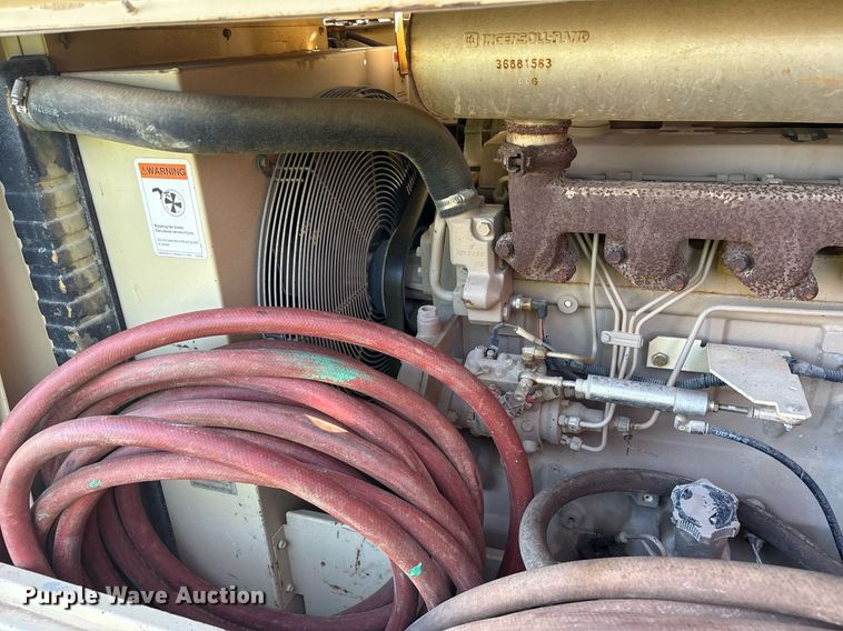 image for item DY0735 1998 Ingersoll-Rand P185WJD air compressor