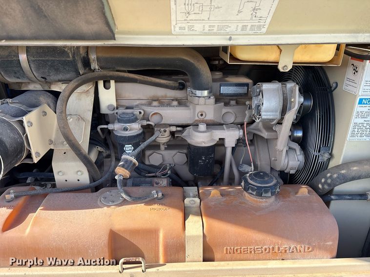 image for item DY0735 1998 Ingersoll-Rand P185WJD air compressor