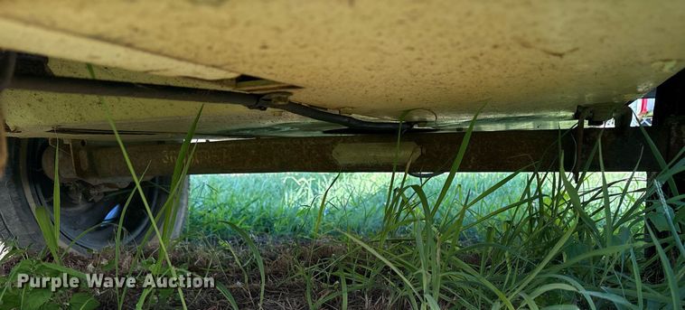 image for item DY0735 1998 Ingersoll-Rand P185WJD air compressor