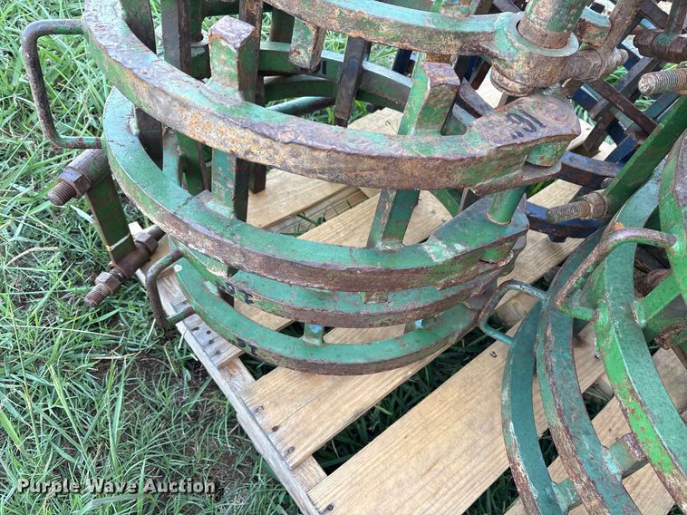 image for item DY0736 Approximately 34 pipe welding clamps