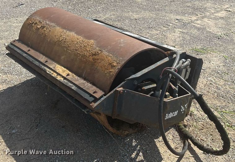 image for item DY0741 Bobcat 48