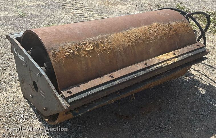 image for item DY0741 Bobcat 48