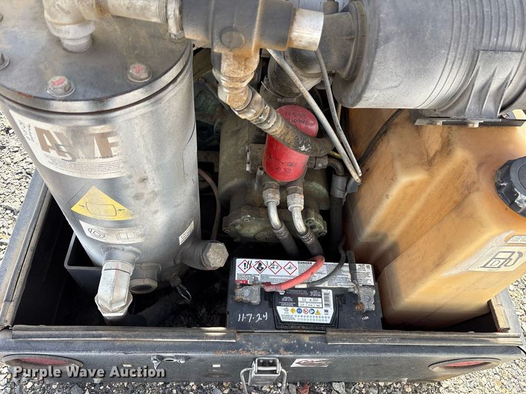 image for item DY0789 2018 Sullair 185 air compressor