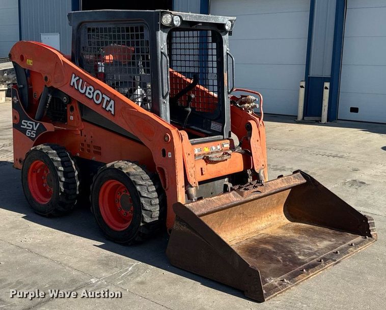 MINI CARGADOR SOBRE RUEDAS 2016 KUBOTA SSV65