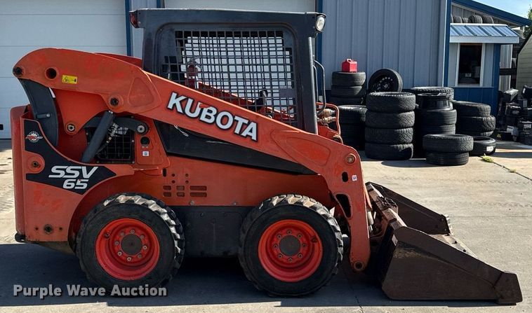 MINI CARGADOR SOBRE RUEDAS 2016 KUBOTA SSV65