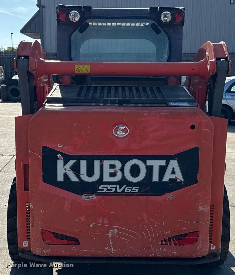 image for item DZ1478 2016 Kubota SSV65 skid steer loader