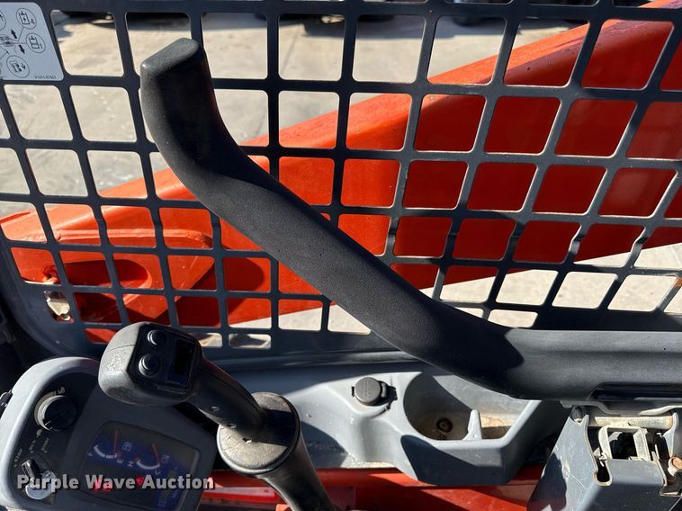 image for item DZ1478 2016 Kubota SSV65 skid steer loader