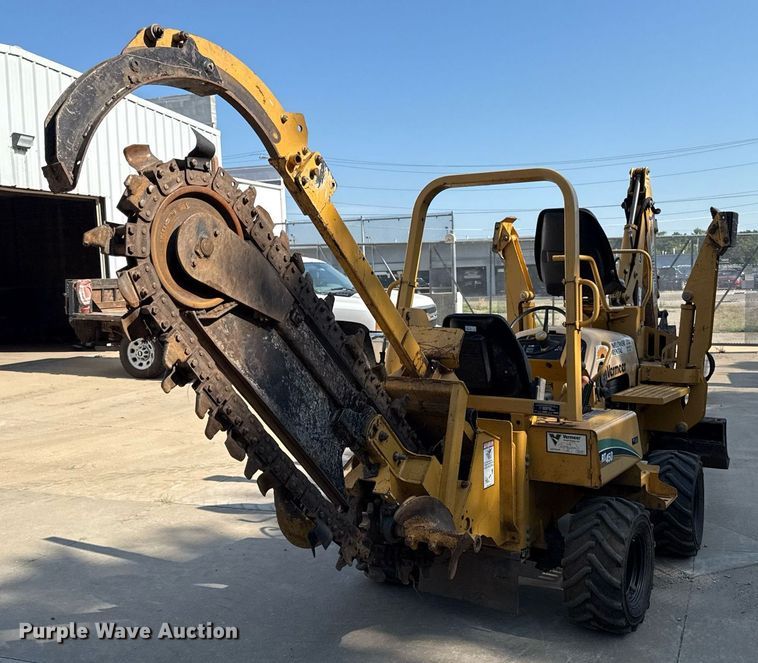 image for item DZ1481 2011 Vermeer RT450 trencher